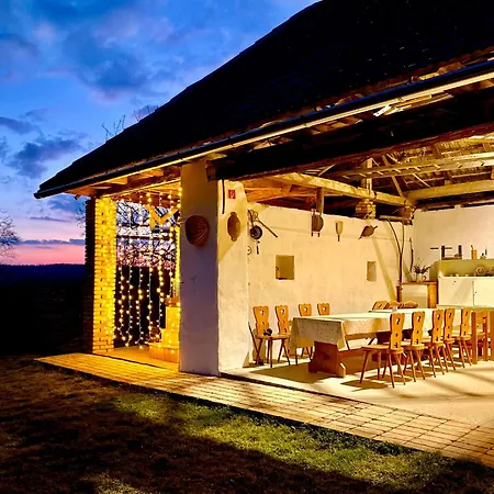 Oeregfenyo Tornacoshaz *