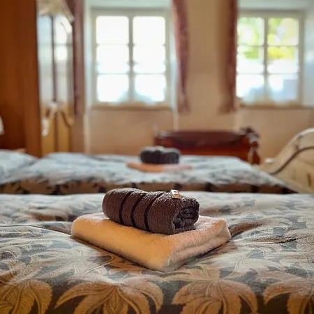 Oeregfenyo Tornacoshaz Holiday home *