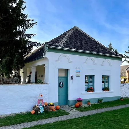 Holiday home Oeregfenyo Tornacoshaz