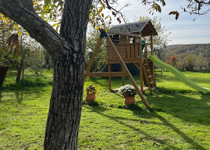 Oeregfenyo Tornacoshaz